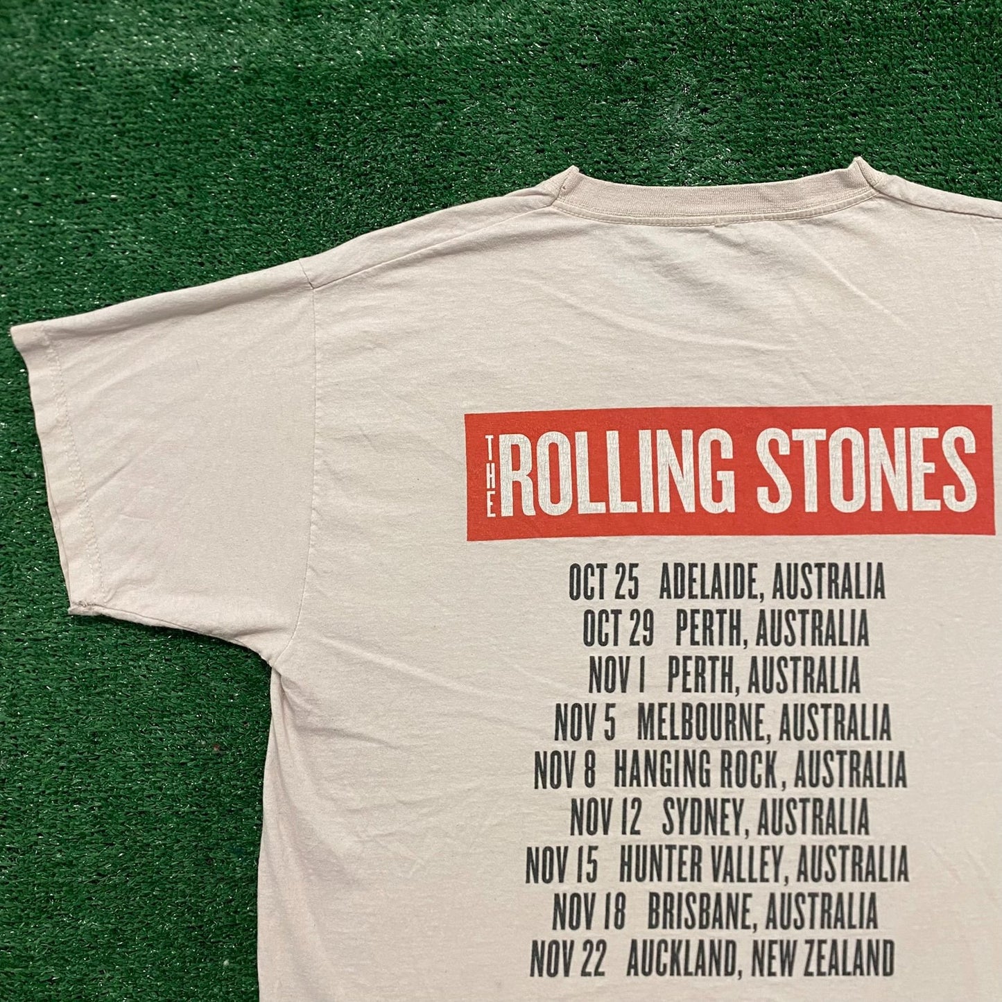 Vintage Y2K Essential Rolling Stones Rock Band Lips T-Shirt