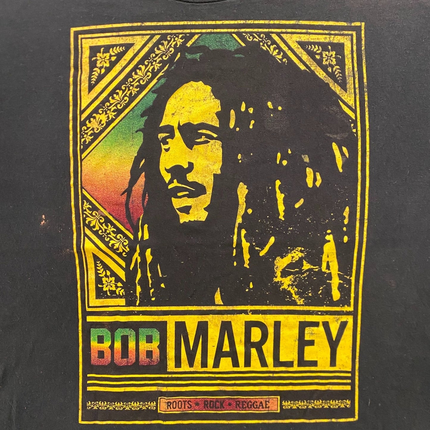 Vintage Y2K Bob Marley Art Baggy Essential Band Tee