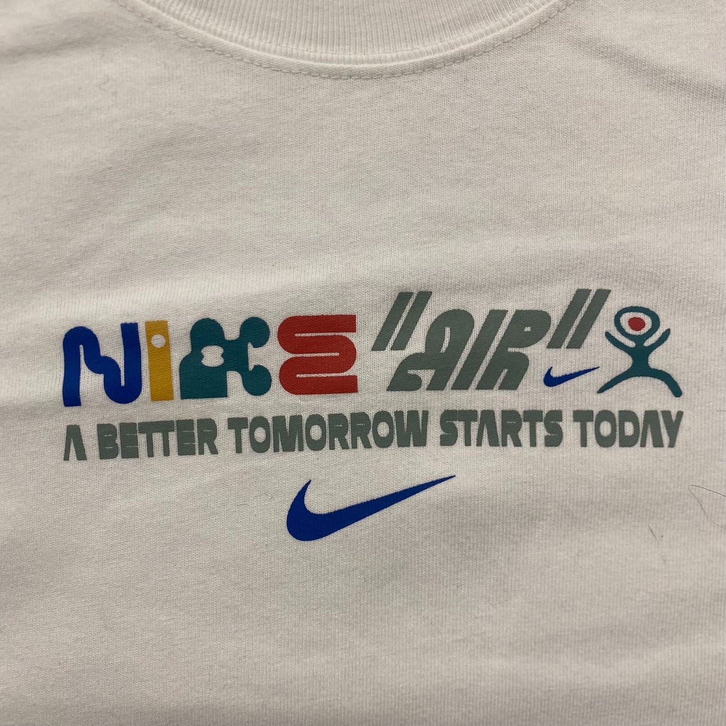 Nike Air Better Tomorrow Center Swoosh Baggy Essential Tee