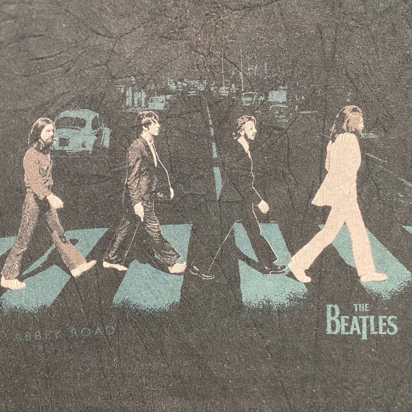 Vintage Y2K Beatles Abbey Road Rock Band Art Sun Faded Tee