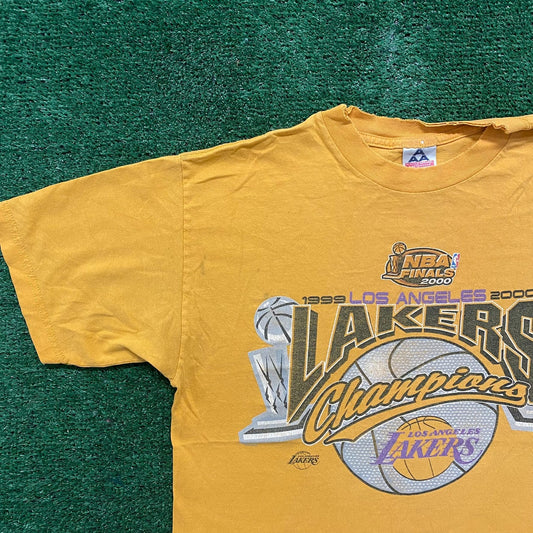 Vintage Y2K Los Angeles Lakers Basketball Sports T-Shirt