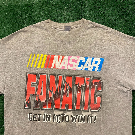 NASCAR Fanatic Vintage 2000s Racing T-Shirt