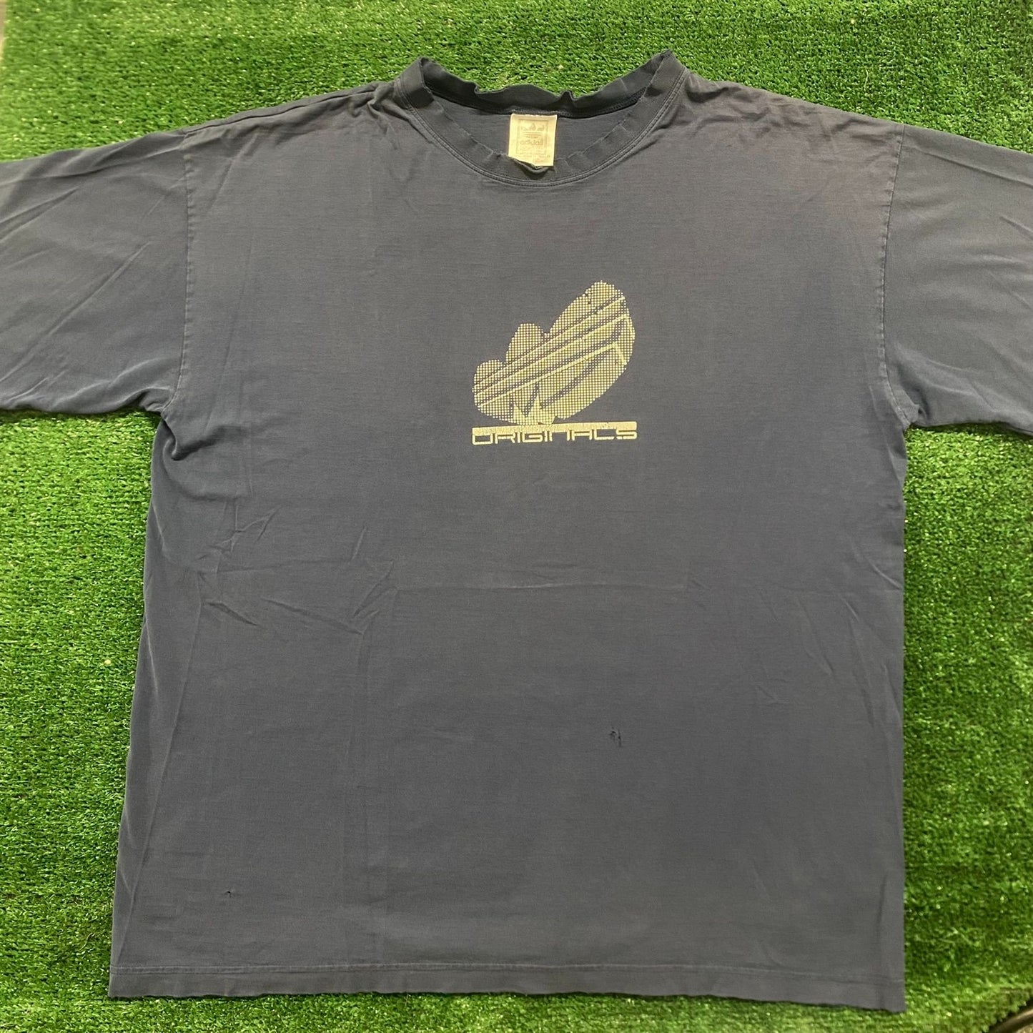 Vintage 90s Adidas Originals 3D Trefoil Shirt Sun Faded Tee