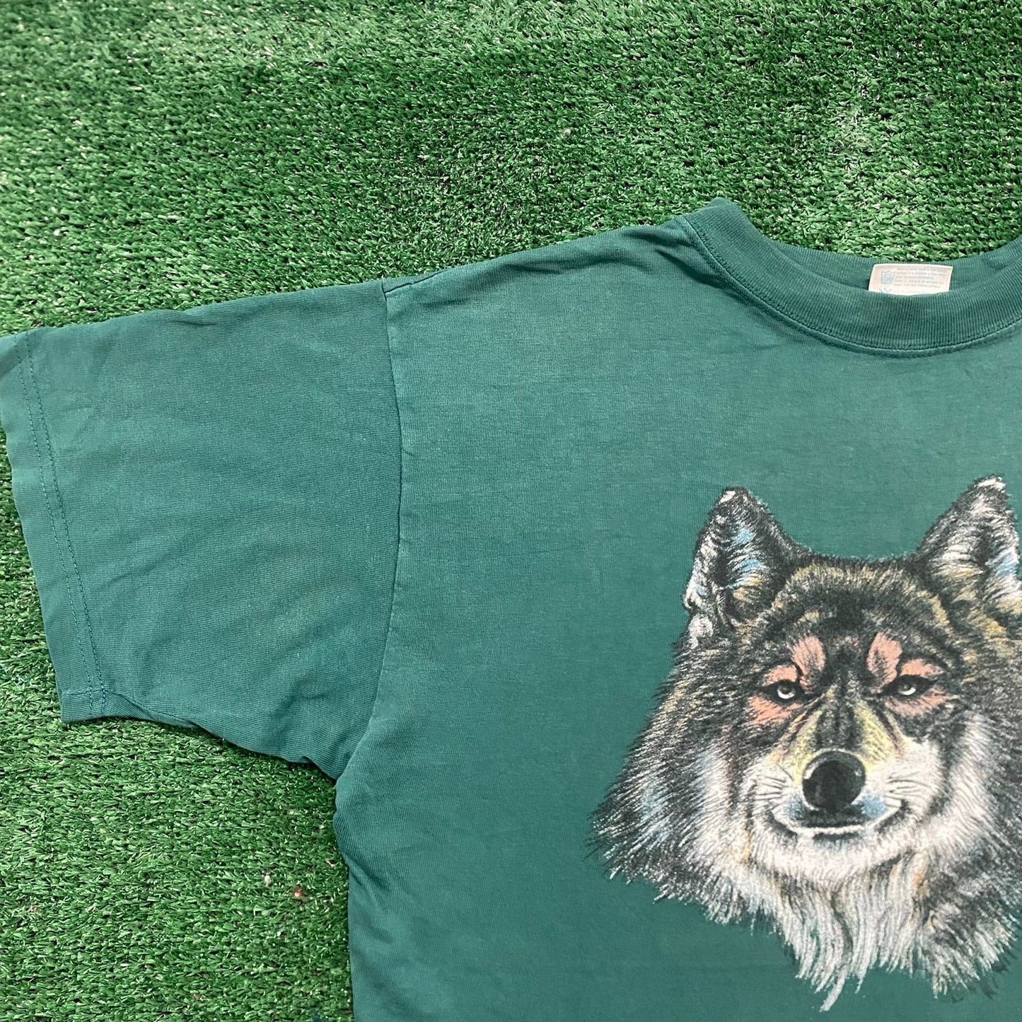 Vintage 90s Essential Wolf Western Nature Animals T-Shirt