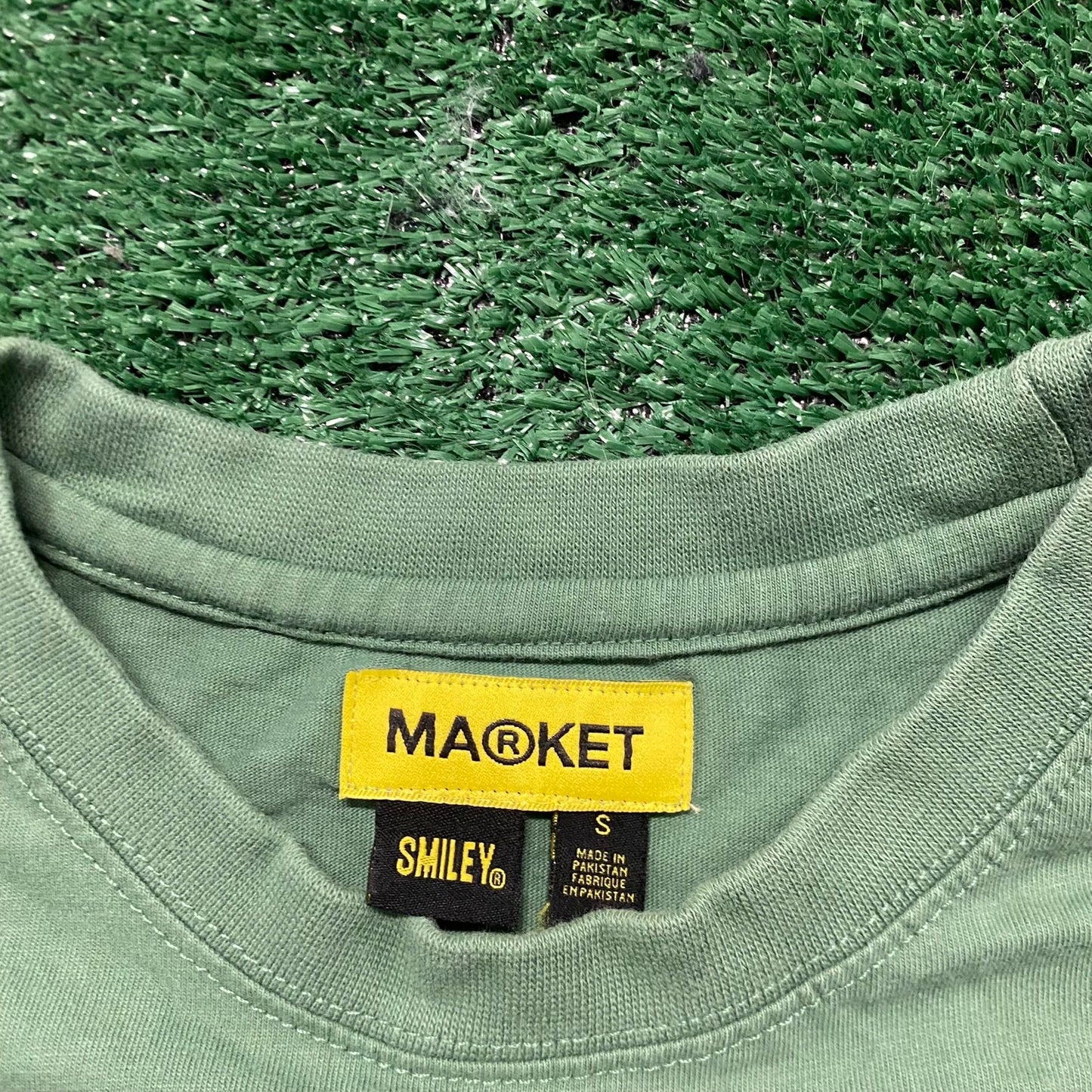 Market Smiley Angelic Harvesting Happiness Green T-Shirt