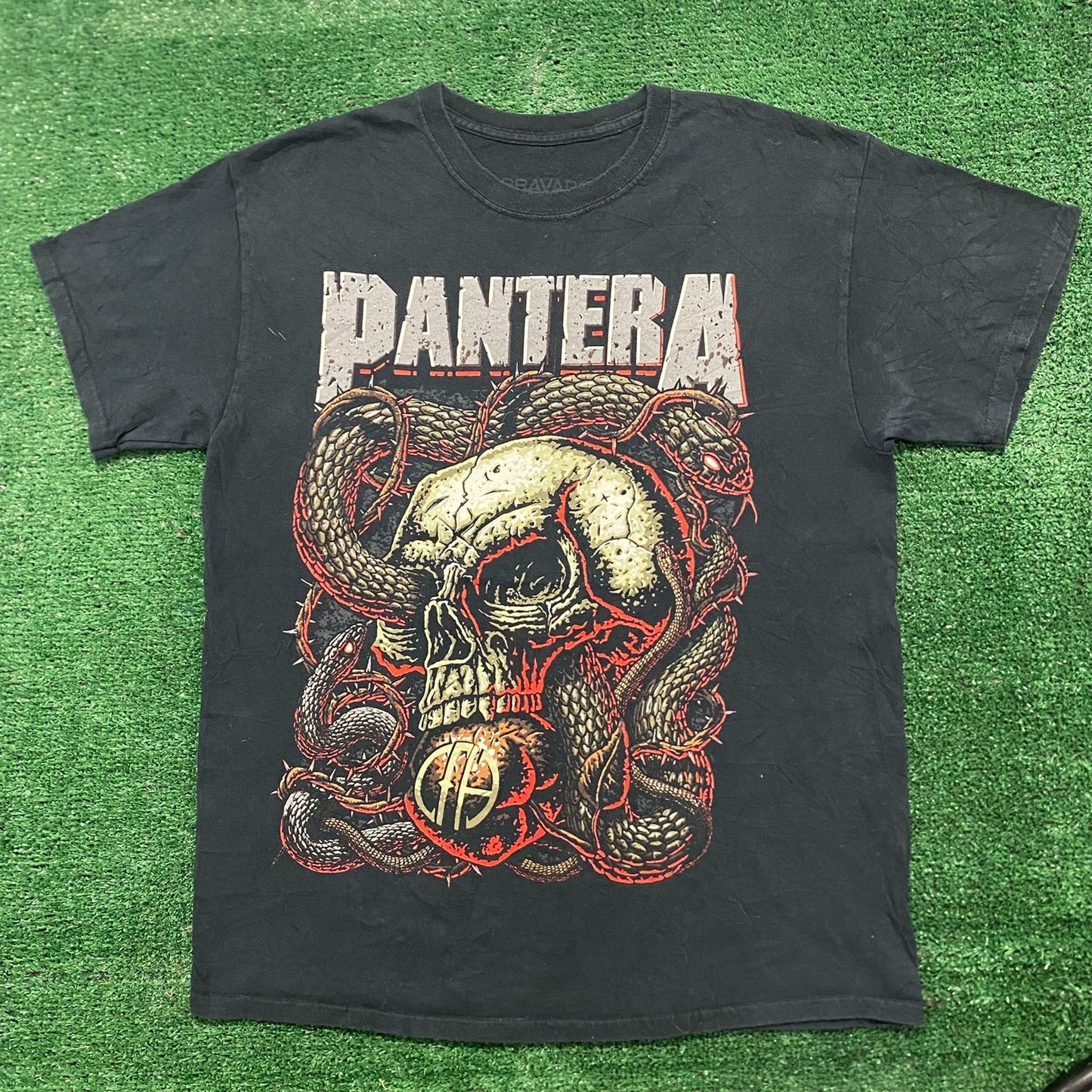 Vintage Y2K Pantera Skull Snake Heavy Metal Rock Band Tee