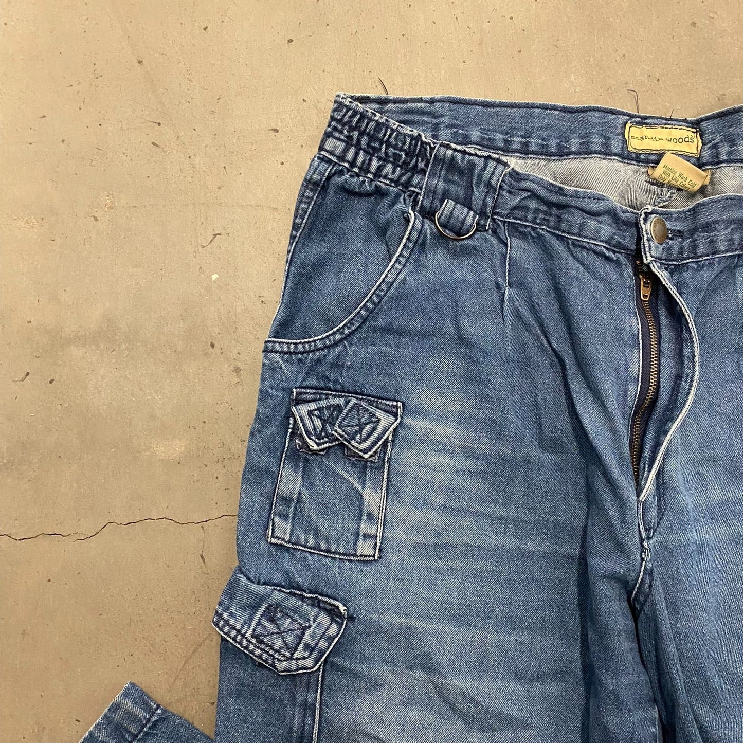 Vintage 90s Baggy Essential Faded Denim Cargo Skater Jeans