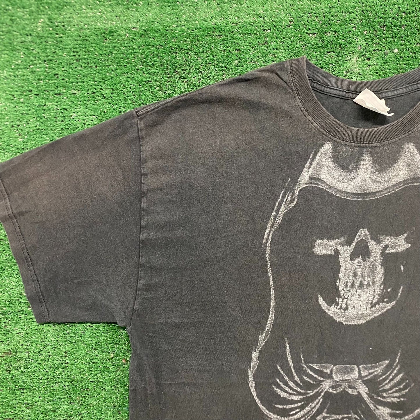 Vintage Y2K Grim Reaper Skull Sun Faded Goth Emo Drill Tee