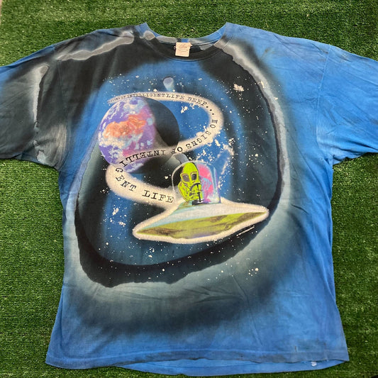 Aliens Extraterrestrials UFO Vintage 90s Space T-Shirt