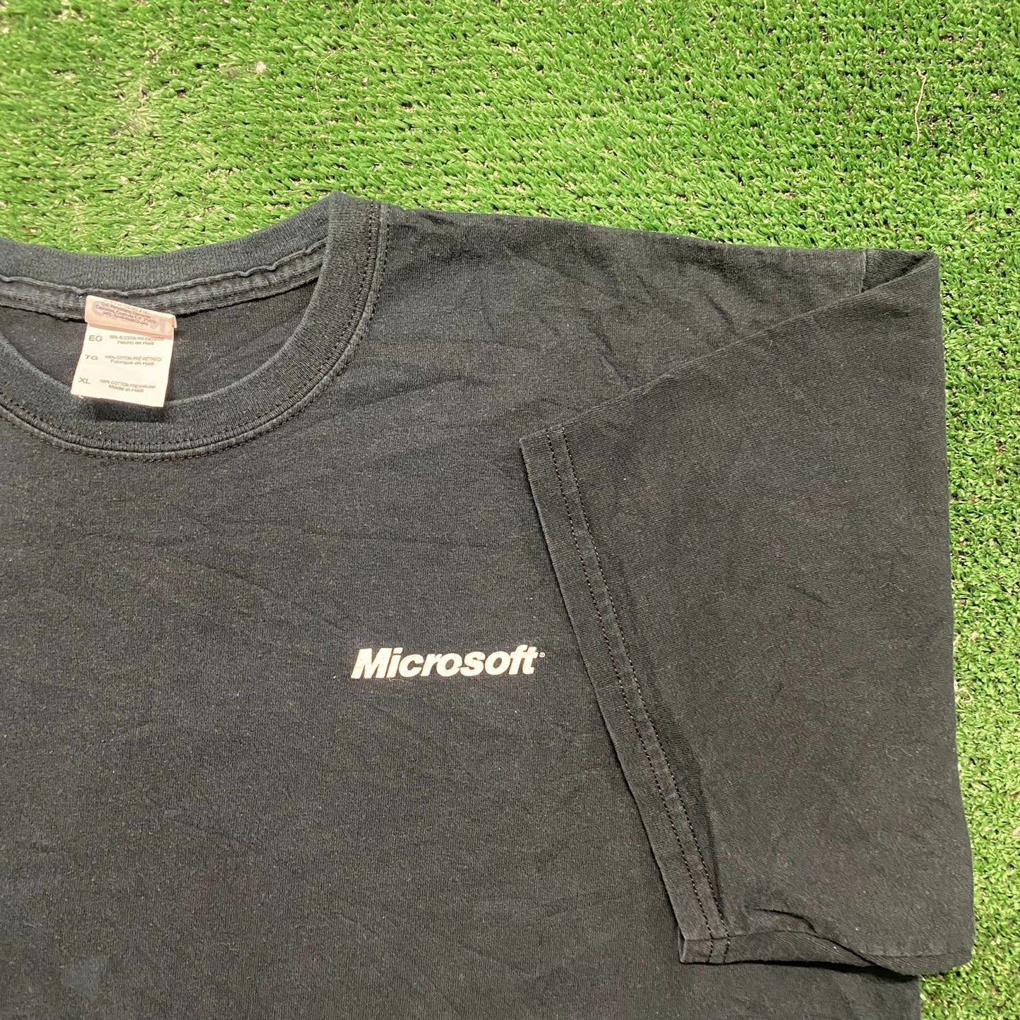 Vintage Y2K Microsoft Windows 7 Computer Tech Baggy Tee