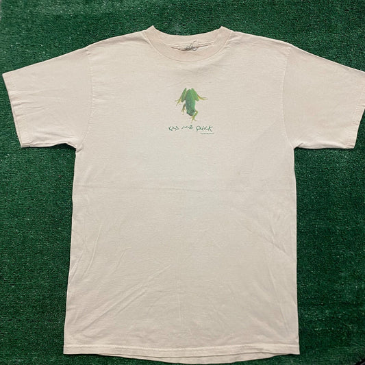 Vintage 90s Kiss Me Frog Nature Animals Humor T-Shirt