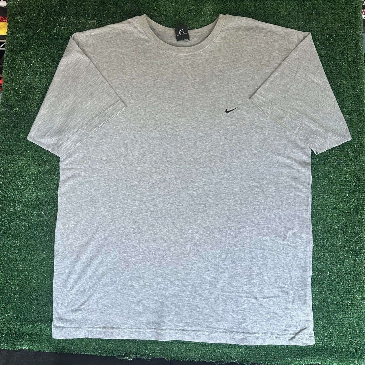 Vintage 90s Nike Mini Swoosh Logo T-Shirt Minimalist Athletic Streetwear Gray XL