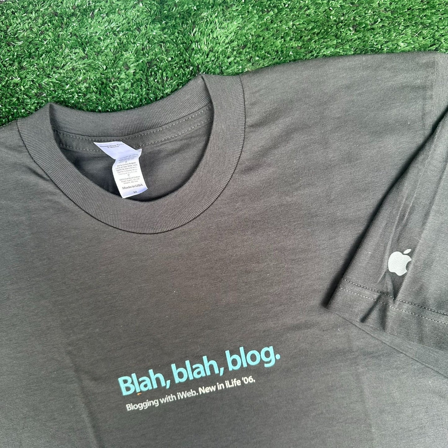 Vintage Y2K Apple iWeb iLife Blogging T-Shirt 2006 Gray M Macintosh Employee