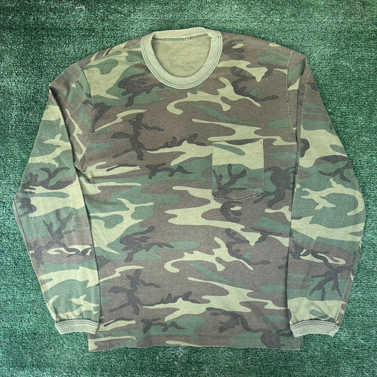 Vintage 90s Green Woodland Camo T-Shirt Grunge Punk Army Military Single Stitch