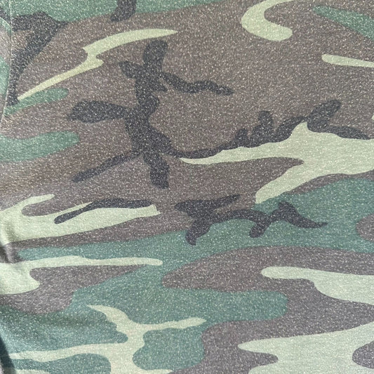 Vintage 90s Green Woodland Camo T-Shirt Grunge Punk Army Military Single Stitch