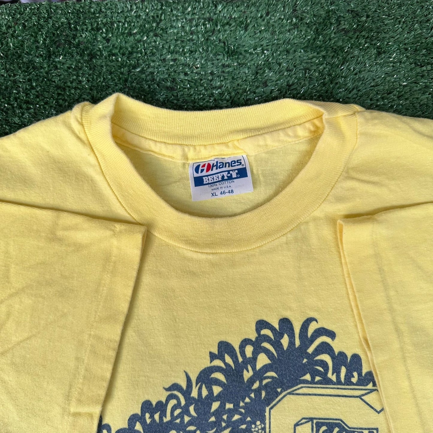 Vintage 90s Honolulu Punahou School Reunion T-Shirt Yellow L Tropical Hawaii