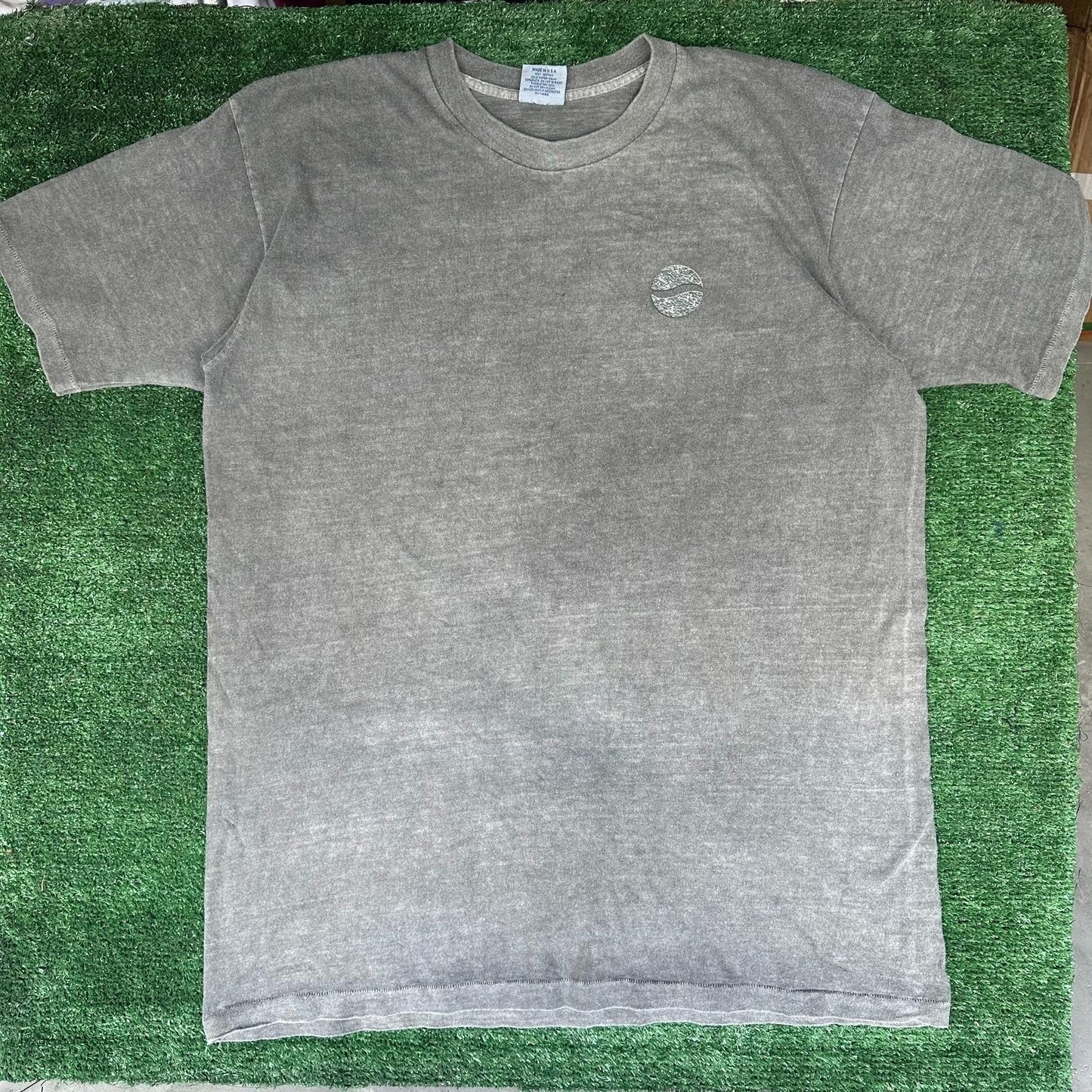 Vintage 90s Pepsi Embossed Logo T-Shirt Faded Gray L/XL Single Stitch Grunge