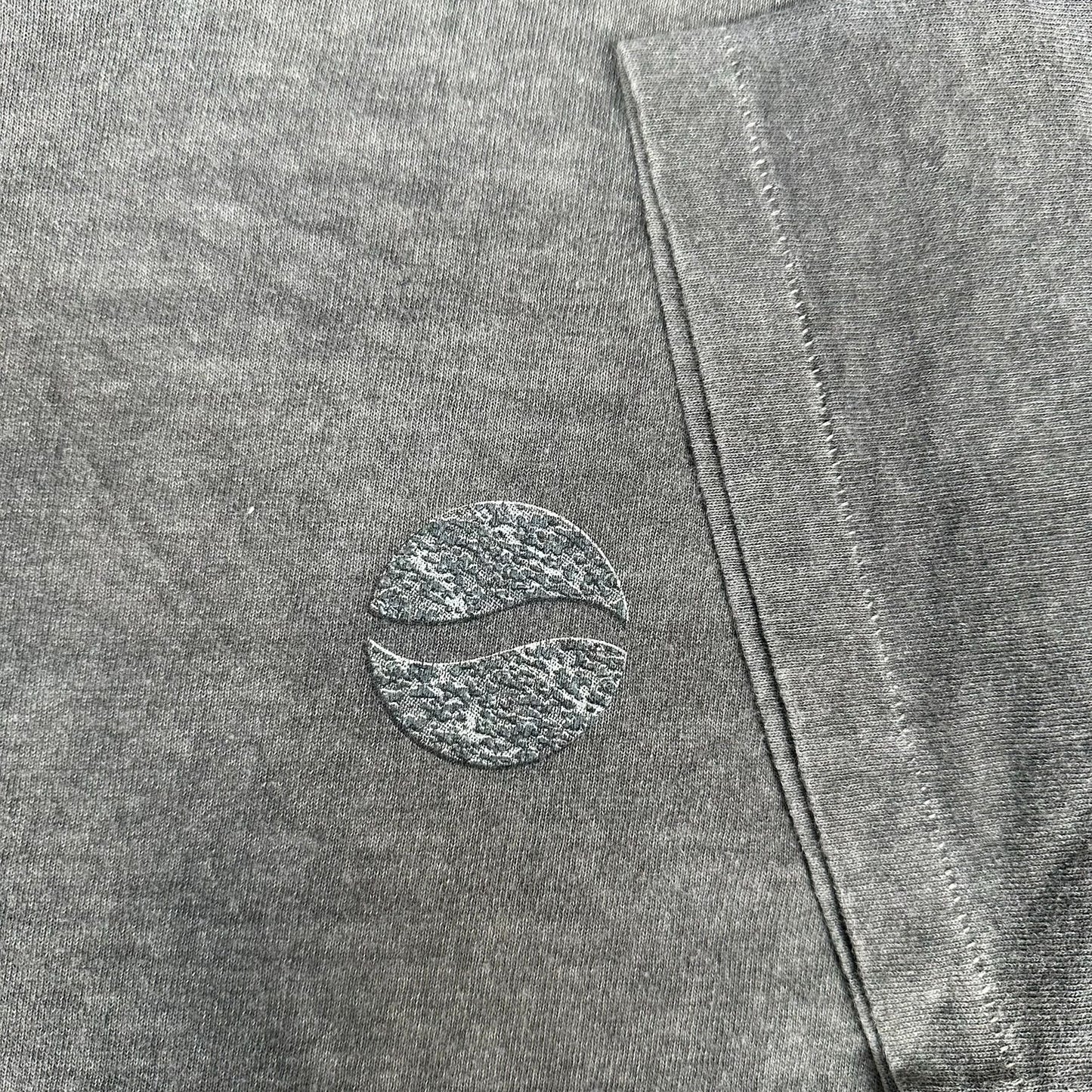 Vintage 90s Pepsi Embossed Logo T-Shirt Faded Gray L/XL Single Stitch Grunge