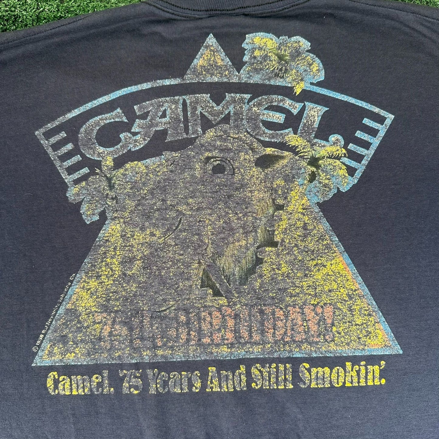 Vintage 80s Joe Camel Cigarette T-Shirt Distressed Grunge Thin Single Stitch