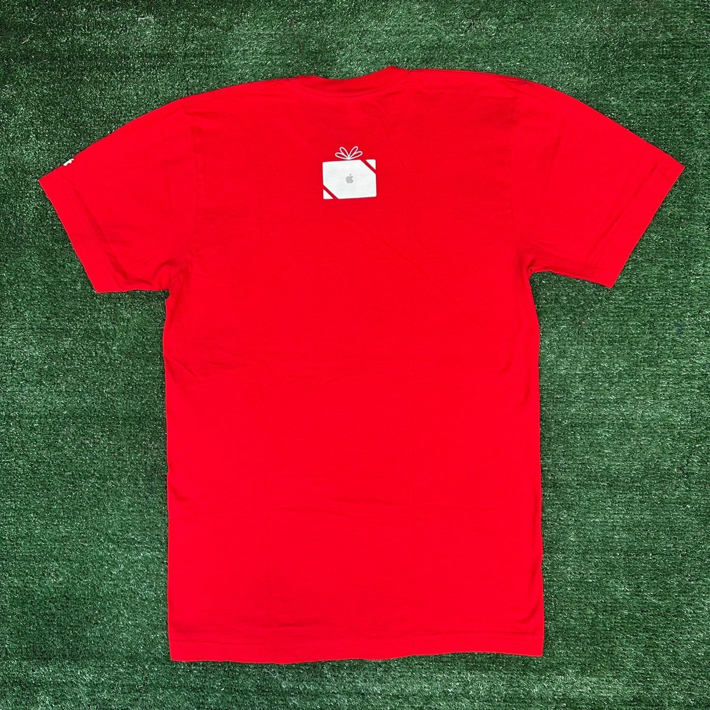Vintage Y2K Apple Store One Wise Man T-Shirt Employee Rare Tech Promo Quote Red