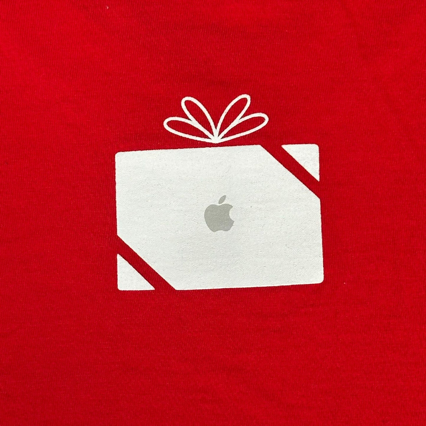 Vintage Y2K Apple Store One Wise Man T-Shirt Employee Rare Tech Promo Quote Red