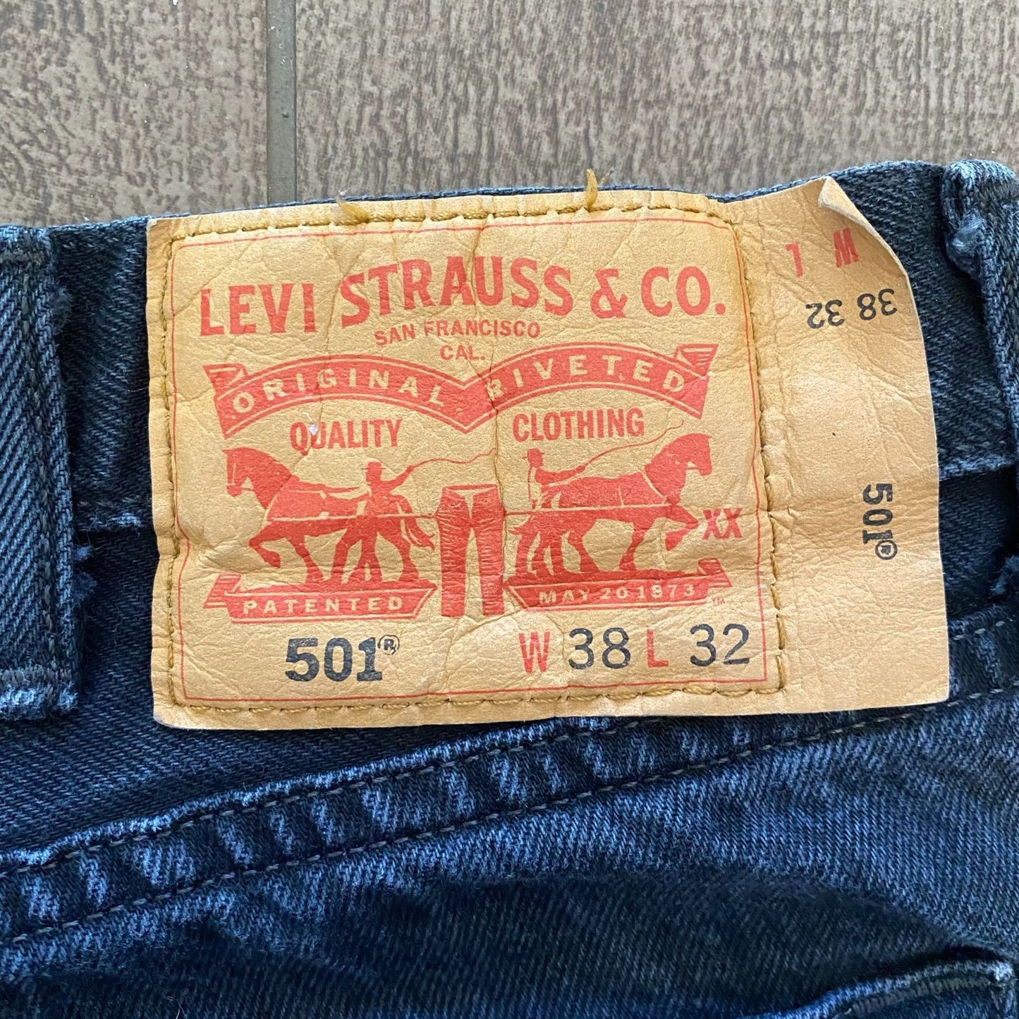 Levi 501 Straight Fit Jeans 38x32