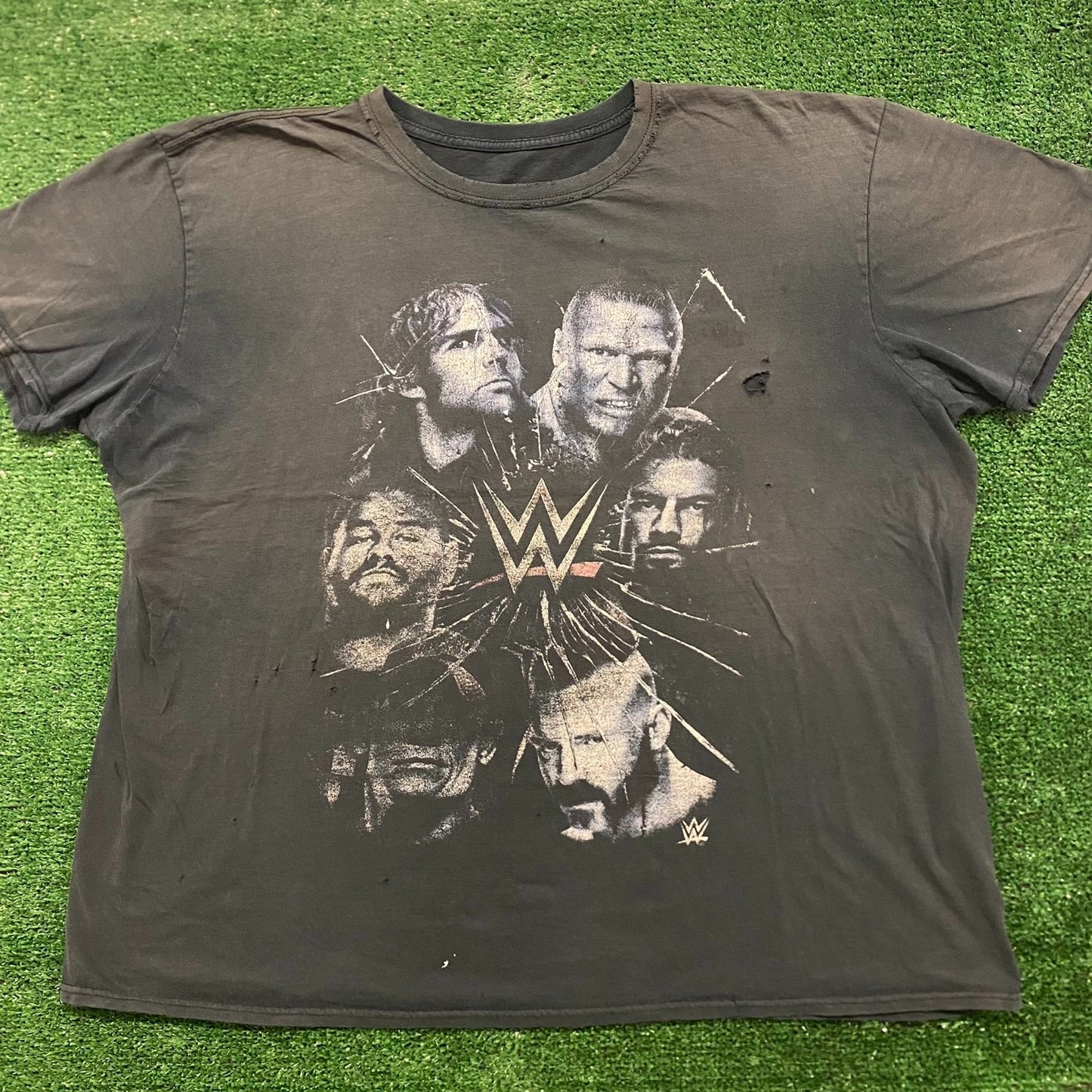 WWE WrestleMania Wrestlers Vintage Wrestling T-Shirt