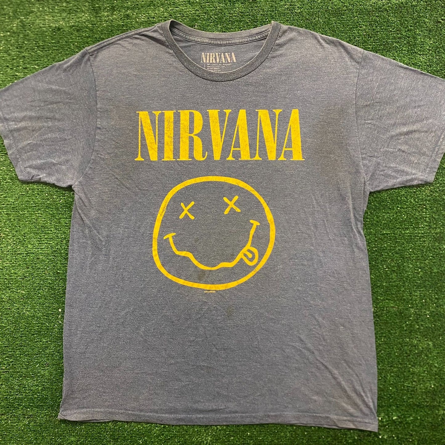 Nirvana Smiley Basic Grunge Band T-Shirt