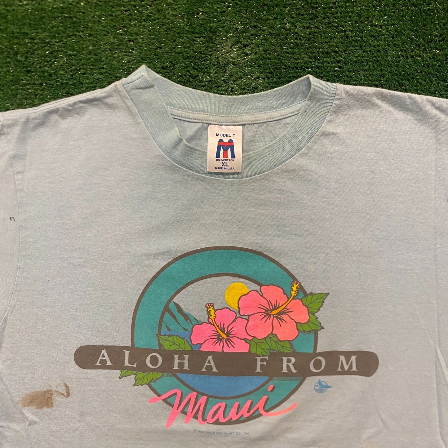 Maui Flowers Vintage 90s Hawaii Tourist T-Shirt