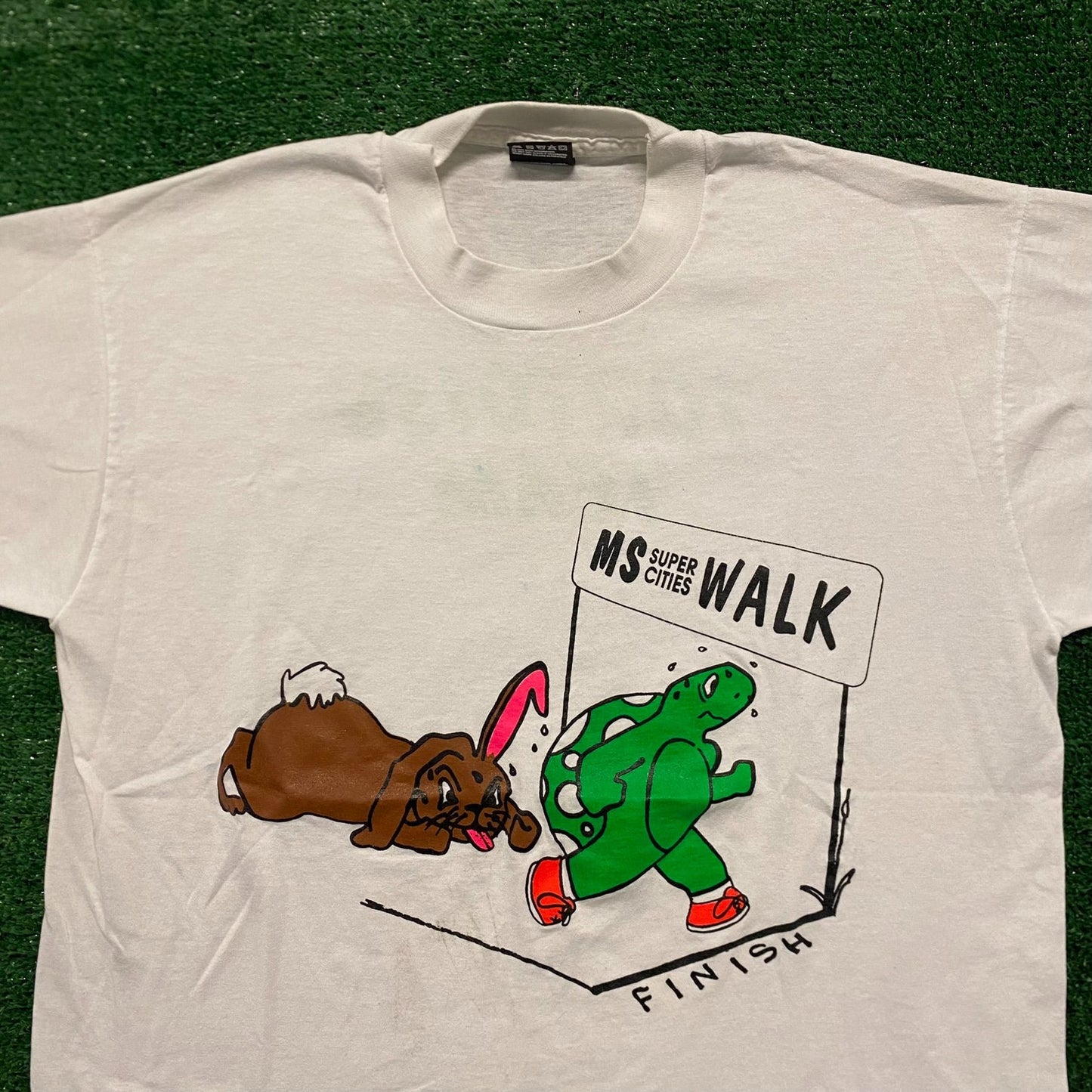 Tortoise Walk Marathon Vintage 90s T-Shirt