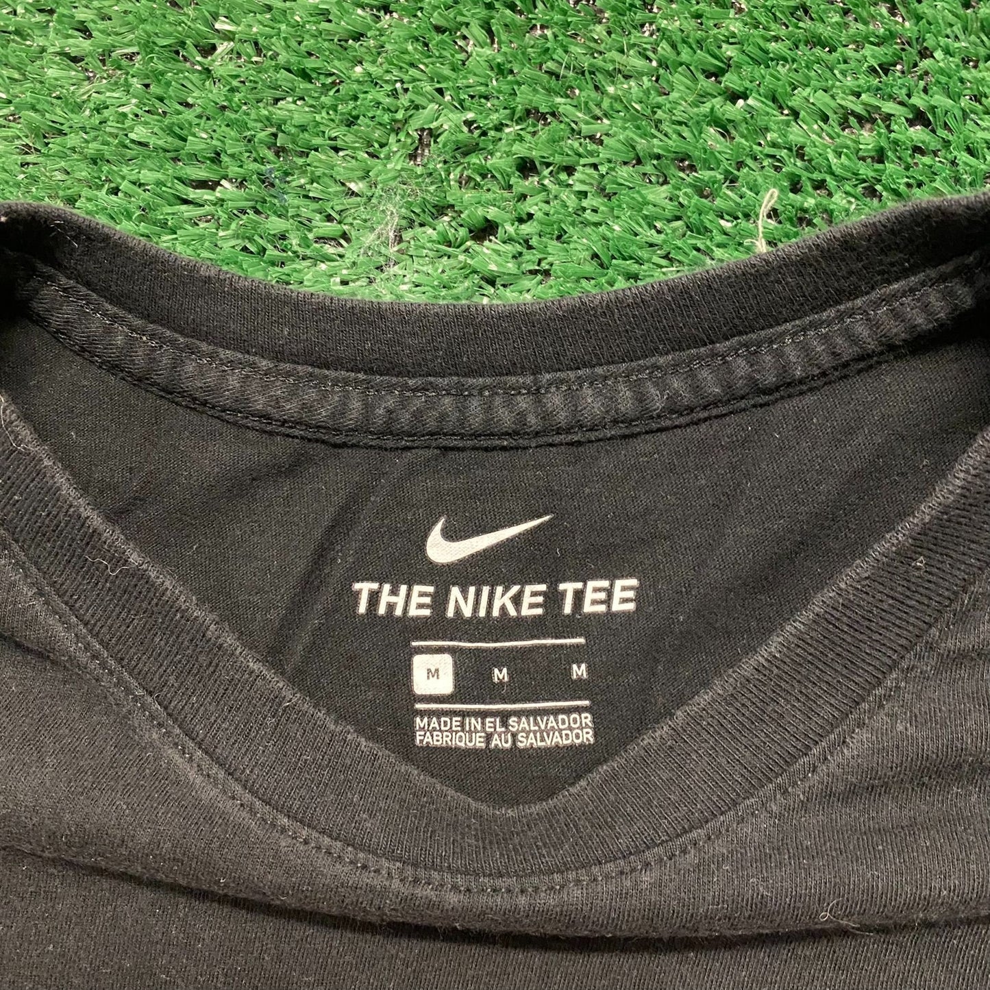 Nike Basic Essential Vintage Sportswear T-Shirt