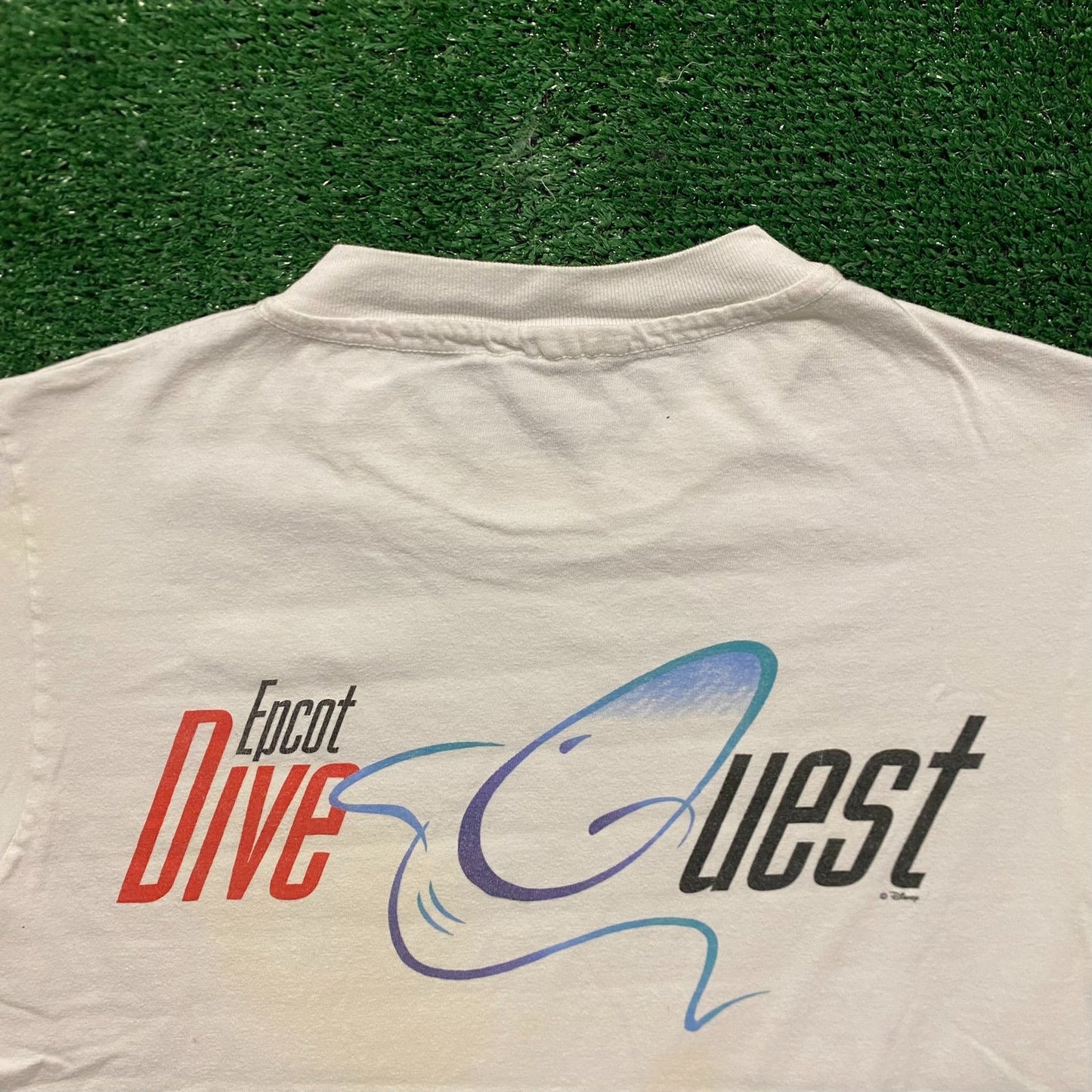 Epcot Dive Quest Shark Vintage 90s T-Shirt