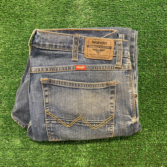 Wrangler Distressed Relaxed Boot Cut Denim Jeans Pants