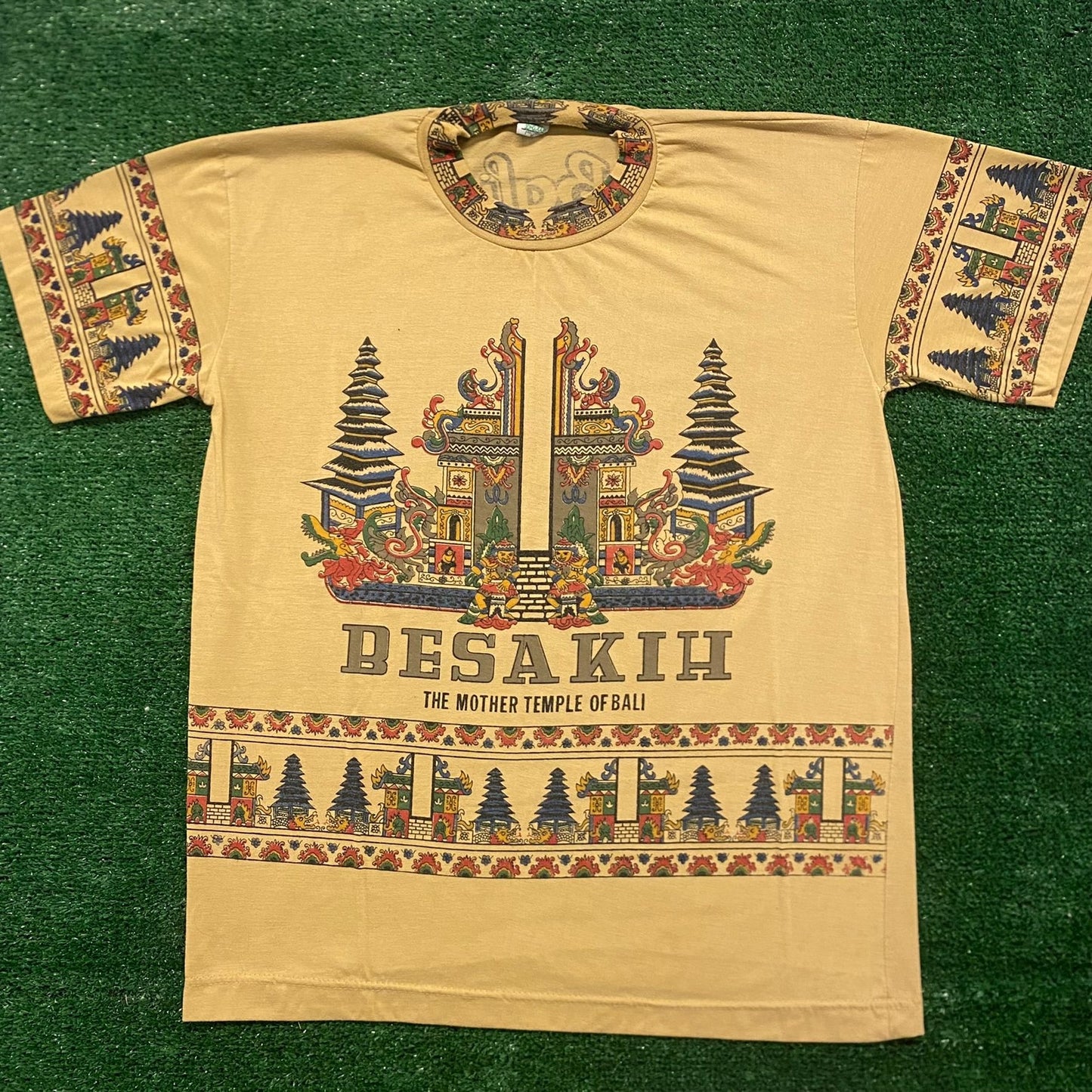 Bali Mother Temple Vintage 90s T-Shirt