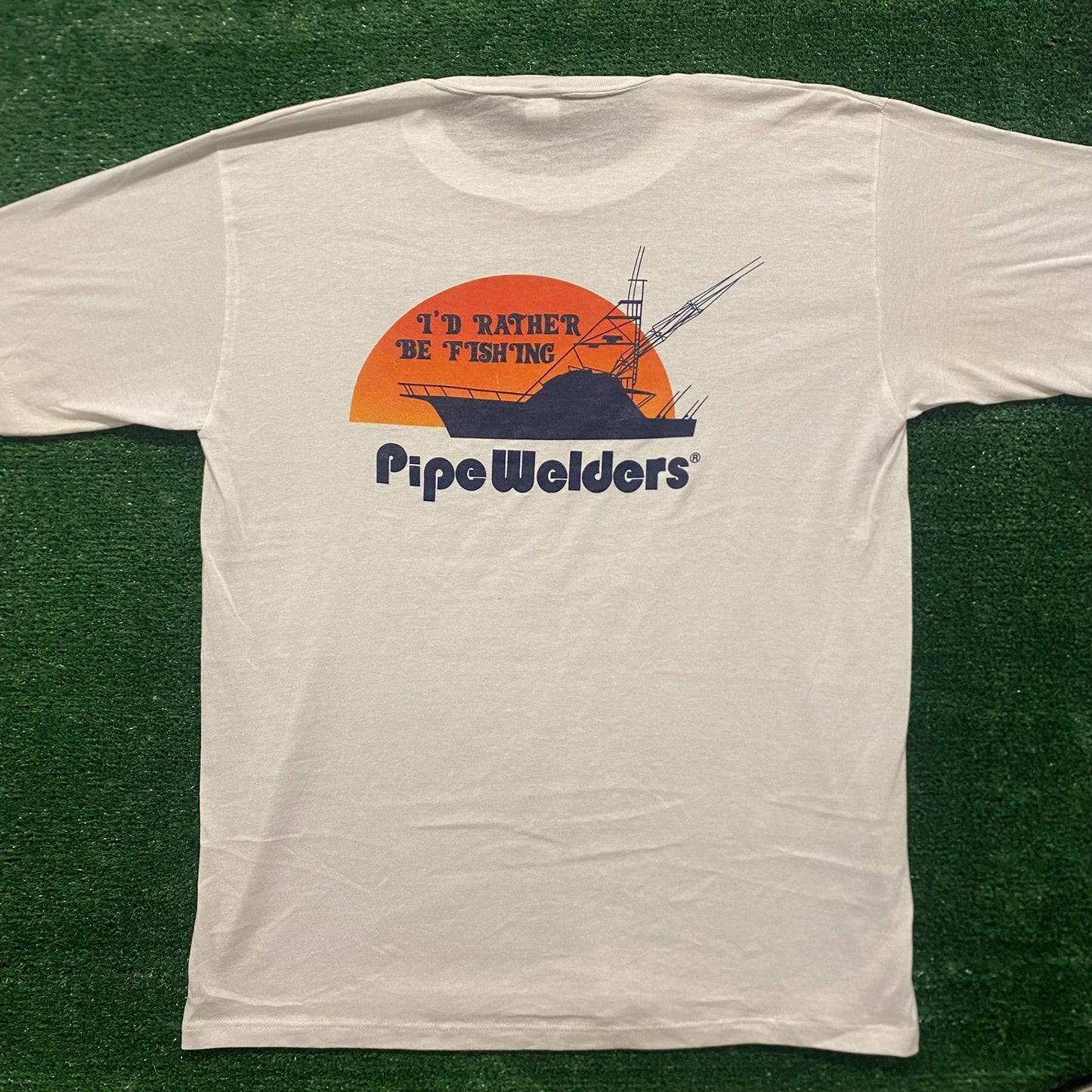 Vintage 80s Essential Sport Fishing Single Stitch T-Shirt