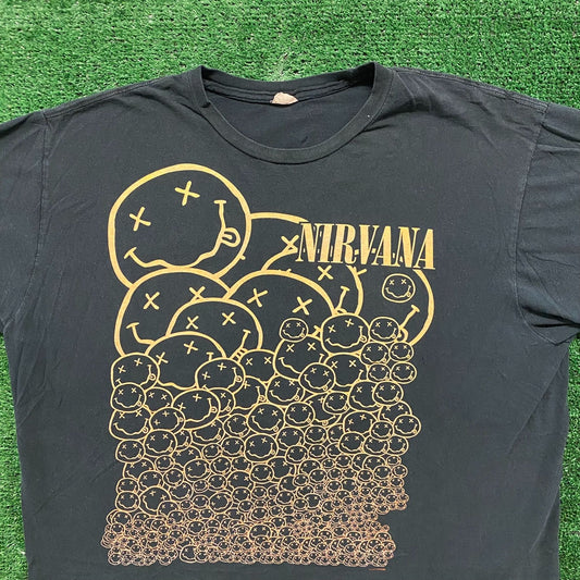 Nirvana Smiley Vintage Grunge Band T-Shirt