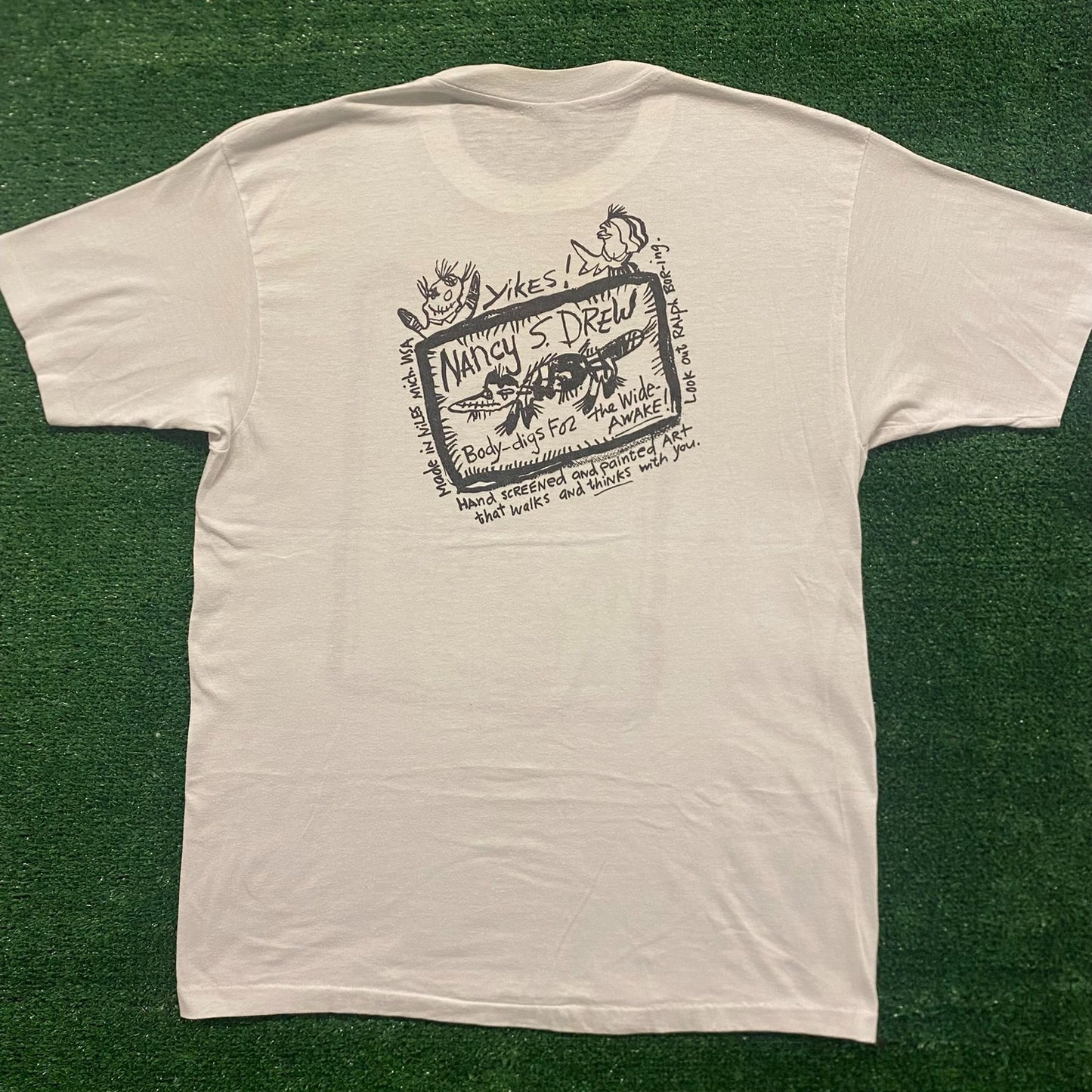 Nancy Drew Vintage 90s Art T-Shirt