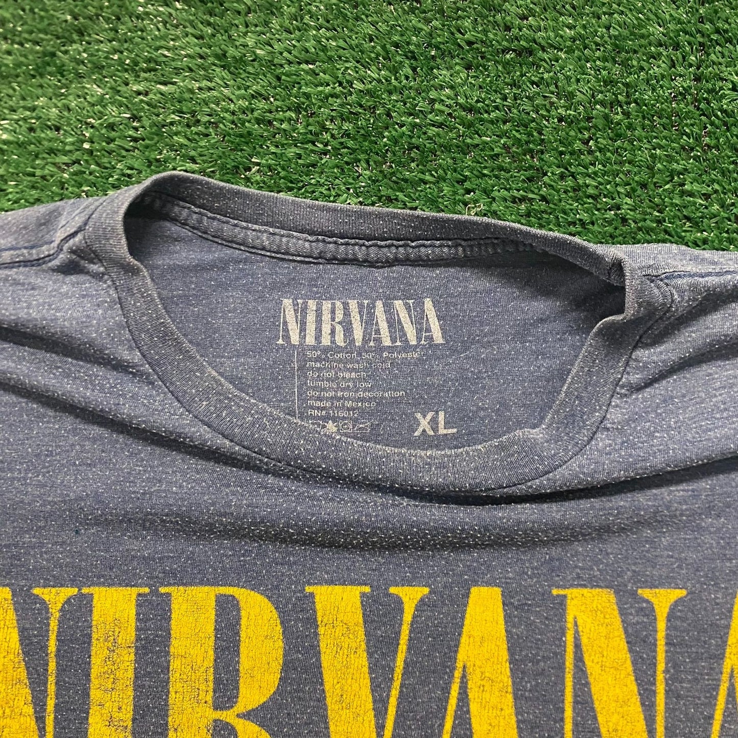 Nirvana Smiley Basic Grunge Band T-Shirt