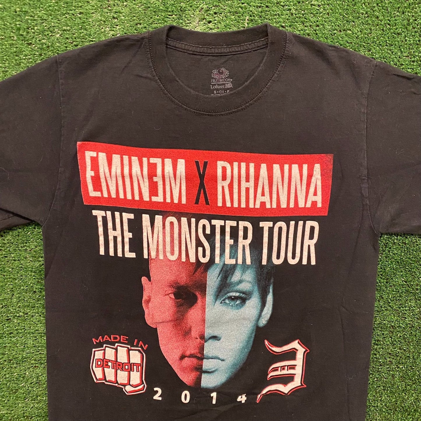 Eminem Rihanna Vintage Rap Hip Hop T-Shirt