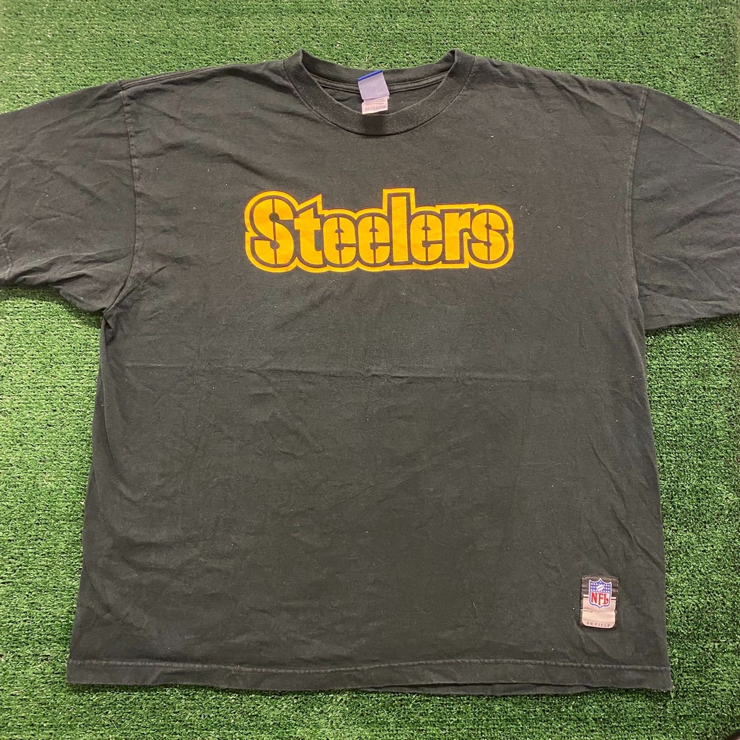 Pittsburgh Steelers Vintage NFL Football T-Shirt