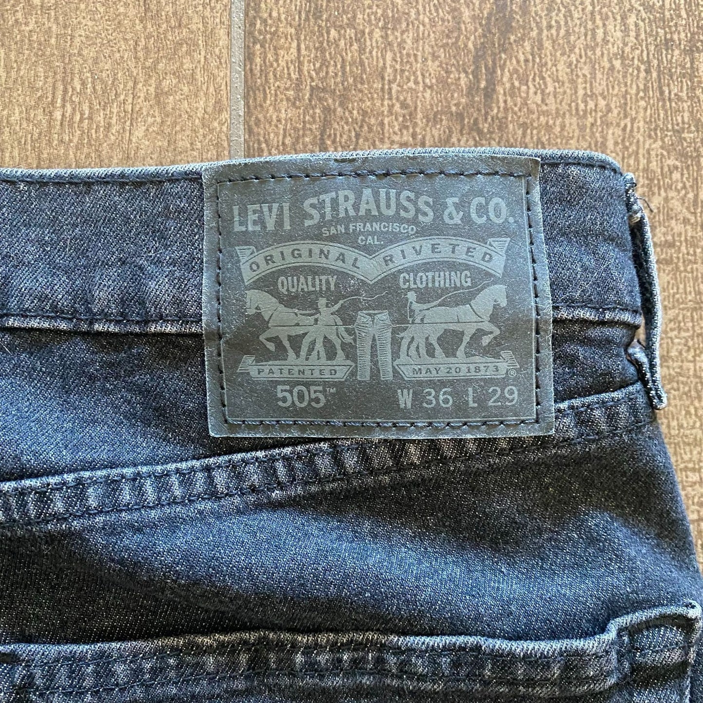 Levi 505 Straight Leg Jeans  36x29