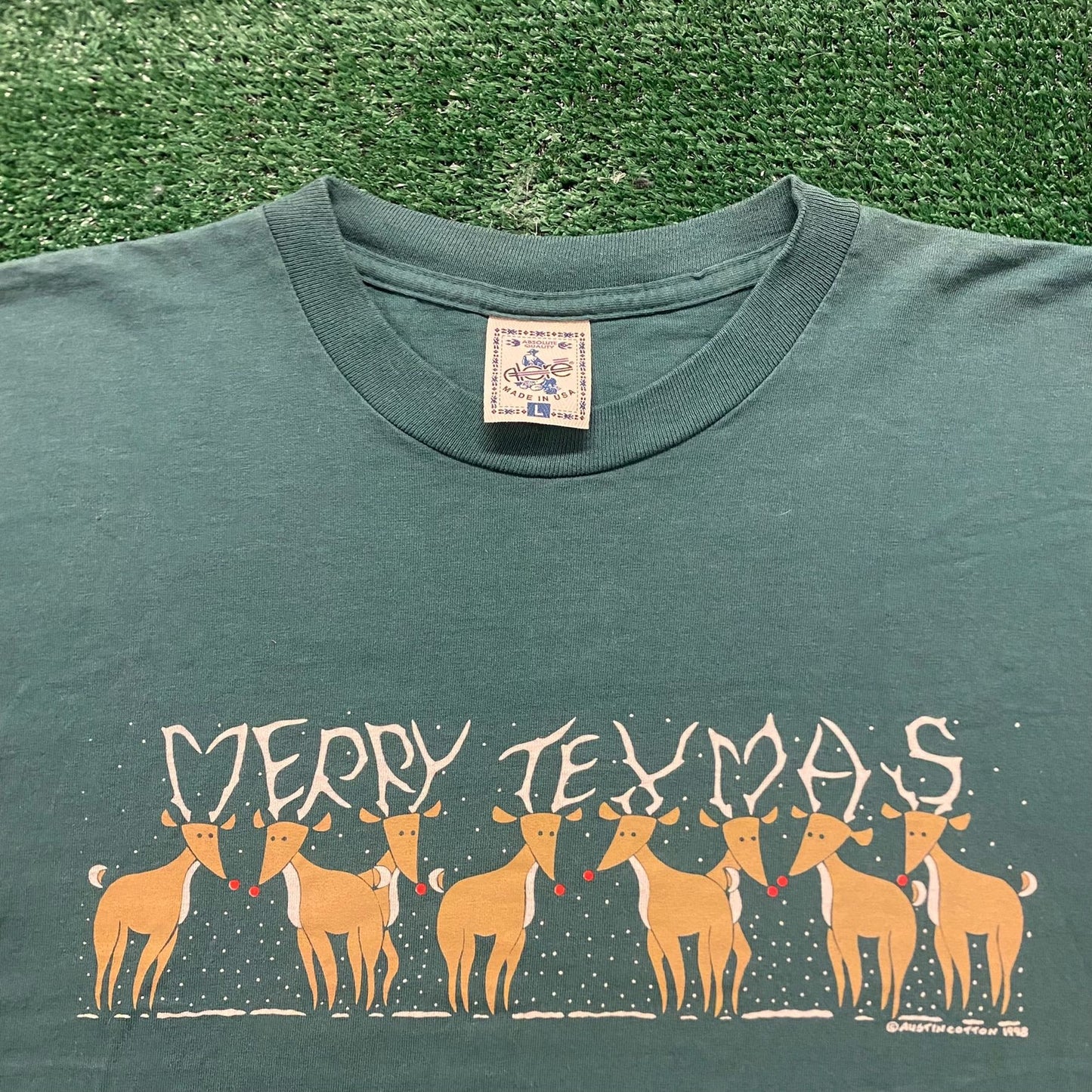 Texas Christmas Deer Vintage 90s Nature T-Shirt