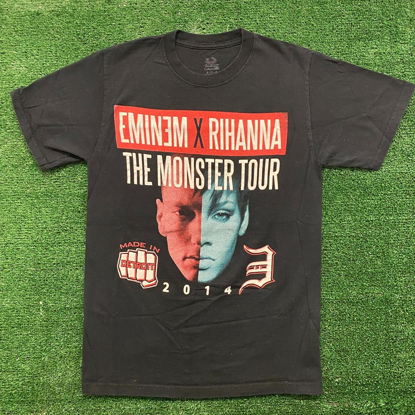 Eminem Rihanna Vintage Rap Hip Hop T-Shirt