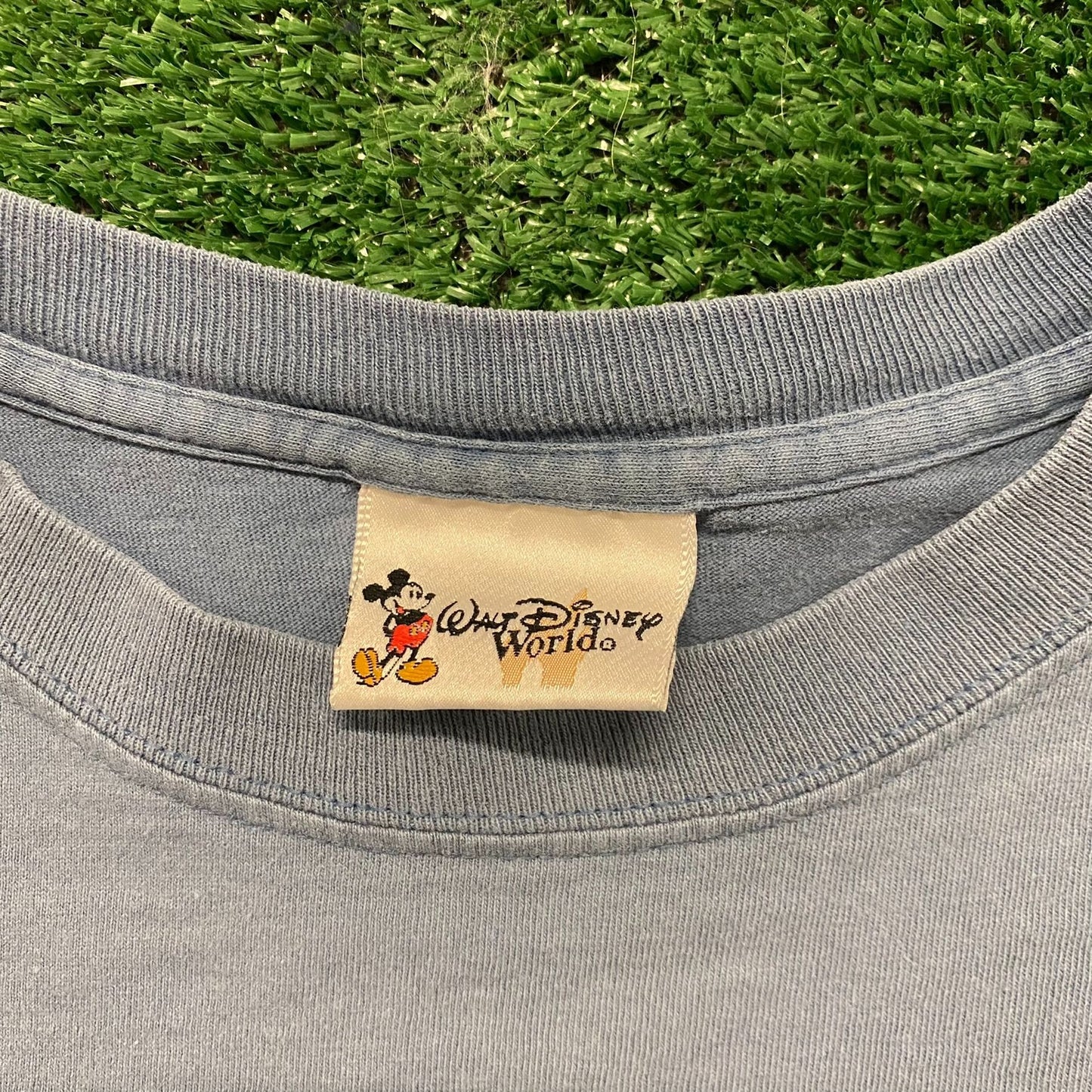 Eeyore Pooh Vintage Disney Cartoon T-Shirt