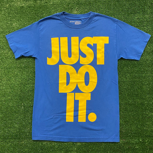 Nike Basic Essential Vintage Big Print T-Shirt