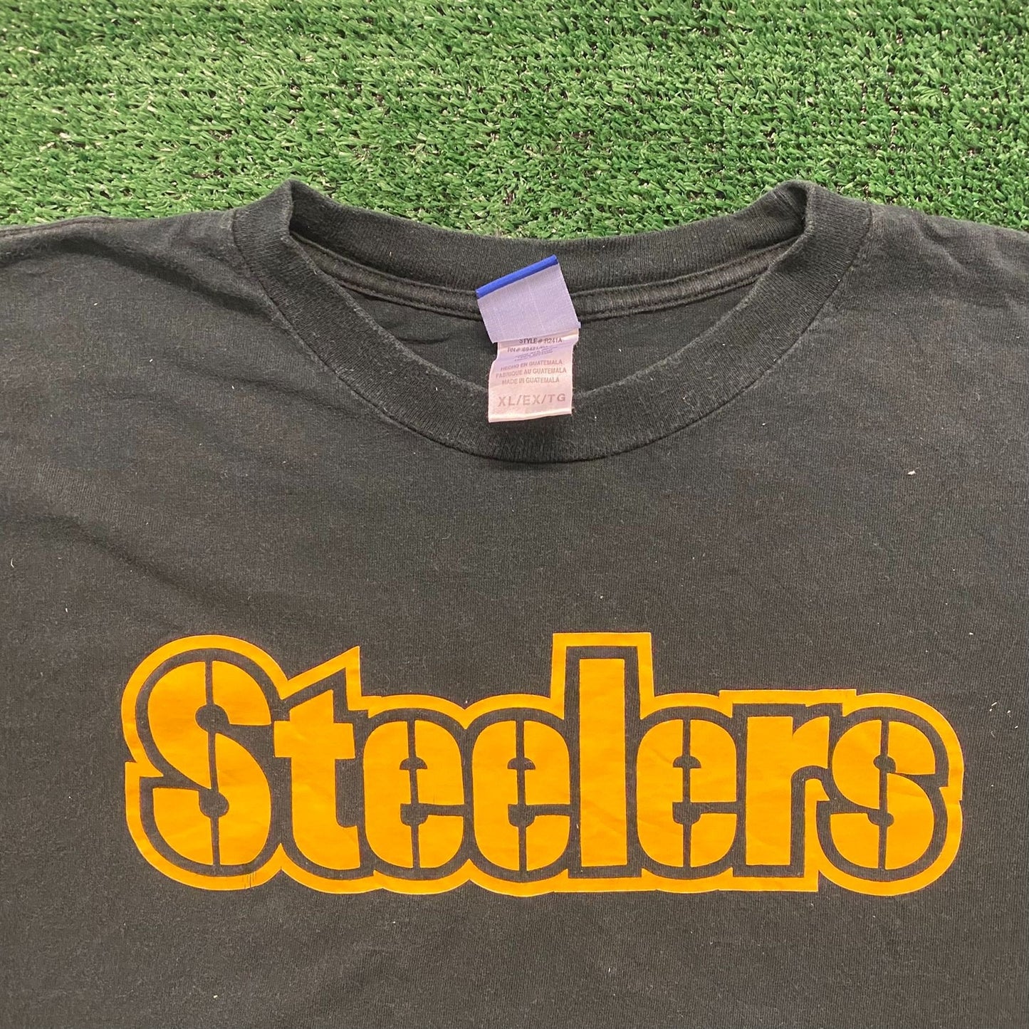 Pittsburgh Steelers Vintage NFL Football T-Shirt
