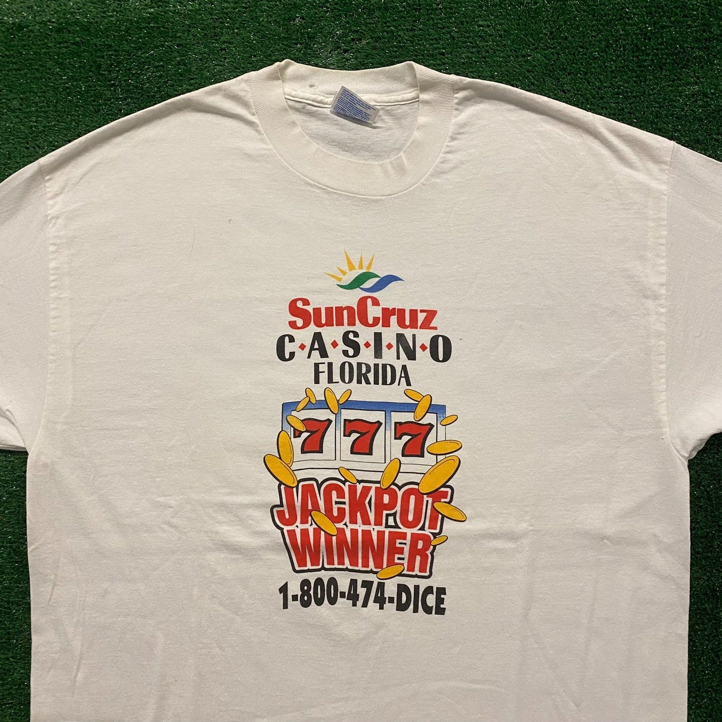 Casino Gambling Jackpot Vintage 90s T-Shirt