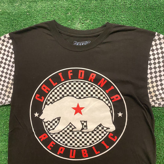 California Bear Checkered Vintage Emo Skater T-Shirt