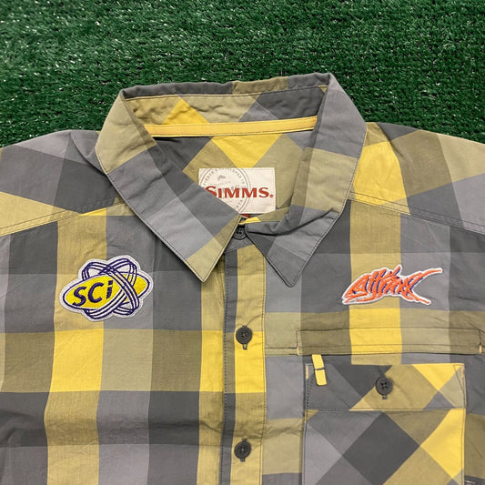Simms Plaid Vintage Short Sleeve Button Up Fishing Shirt