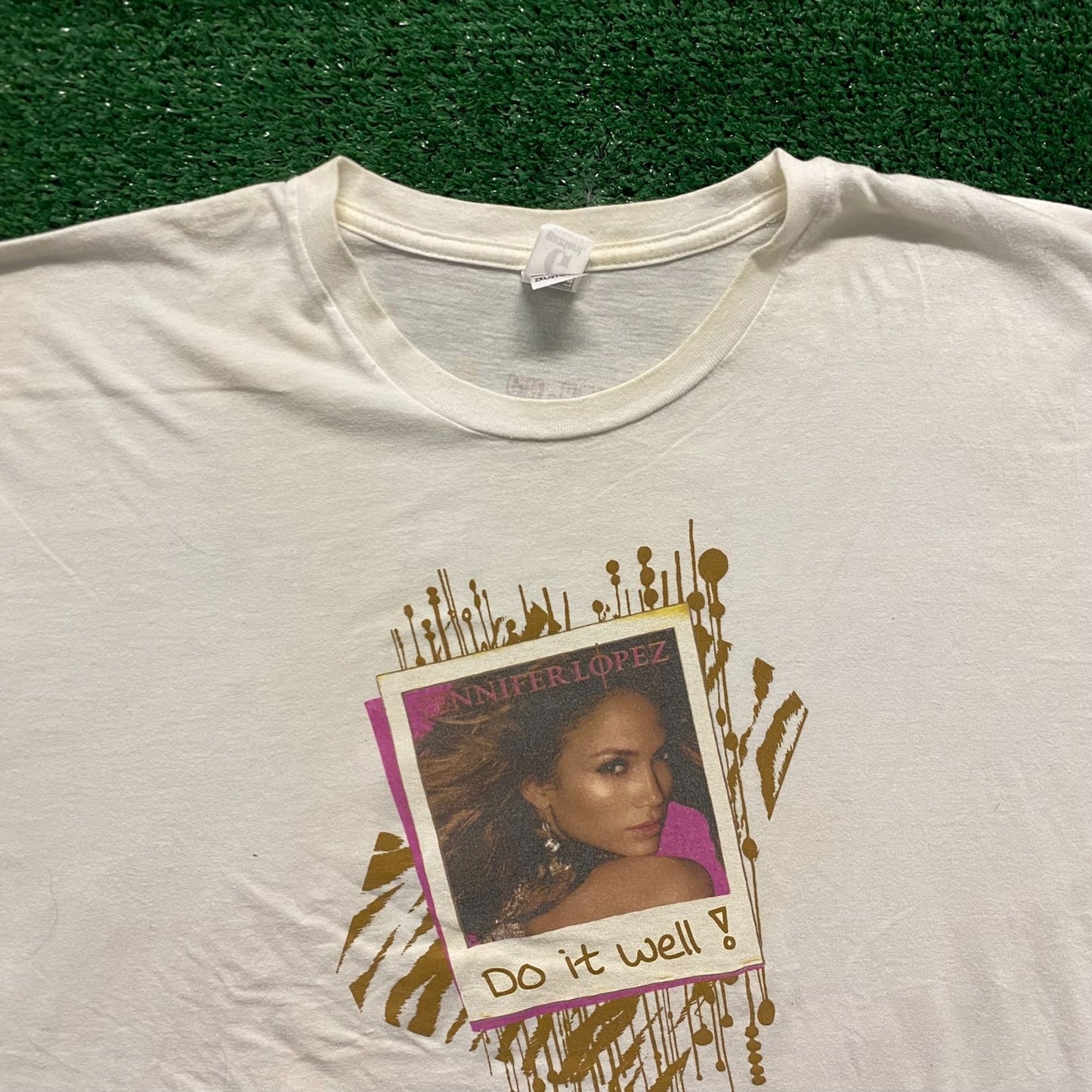 Jennifer Lopez JLo Vintage Band T-Shirt